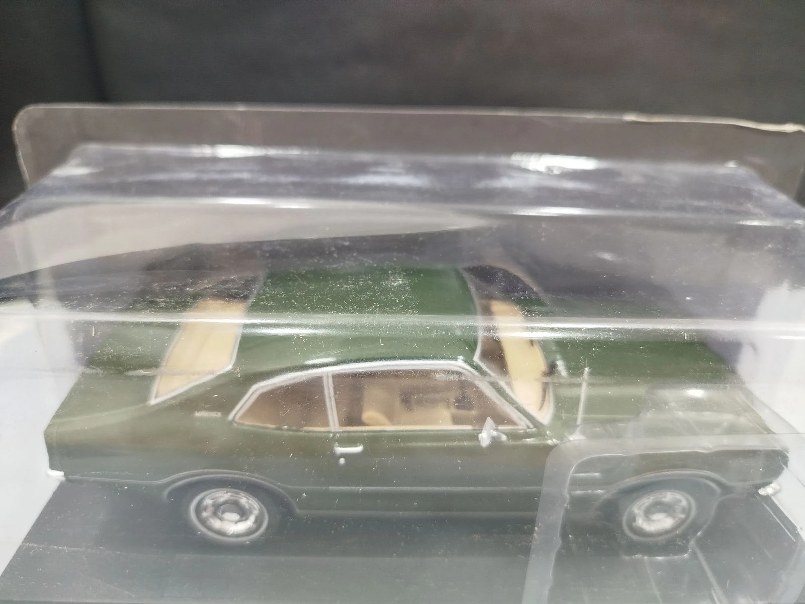 Ford Maverick Scale 1/24 Car – photo 2